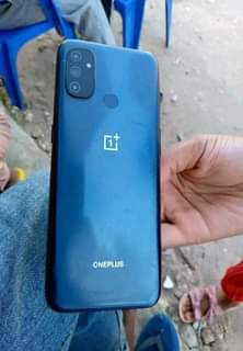 A picture of One plus gb 64 ram4