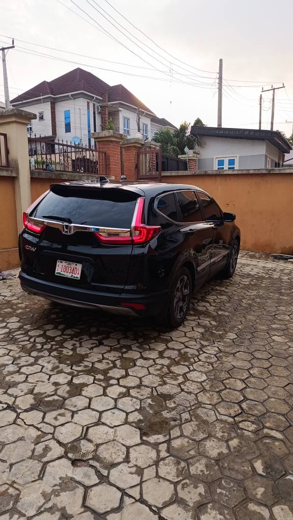 A picture of Honda CRV 2018 26M