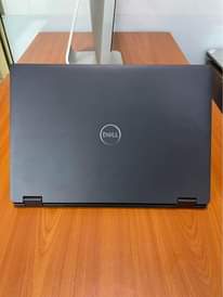 A picture of Dell latitude 7390 2 in 1 core i5
