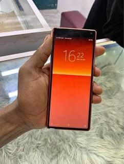 A picture of Sony Xperia 8 Bei 190k