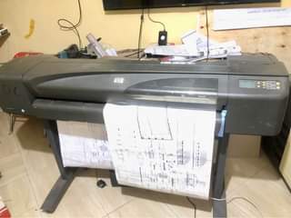 A picture of Hp Designjet 800 42