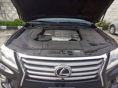 A picture of 2015 Lexus LX570