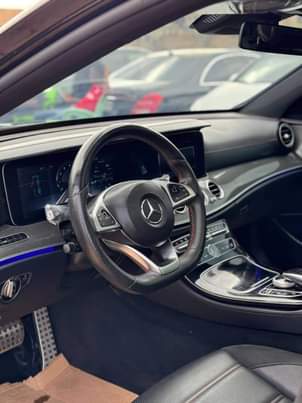 A picture of Mercedes Benz e43 AMG