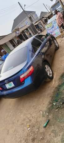 A picture of Camry 08