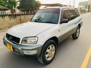 A picture of RAV4 OLD MODEL