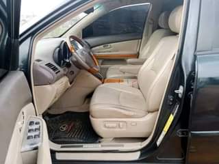 A picture of 2005 Lexus RX 330