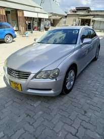 A picture of Toyota Mark X