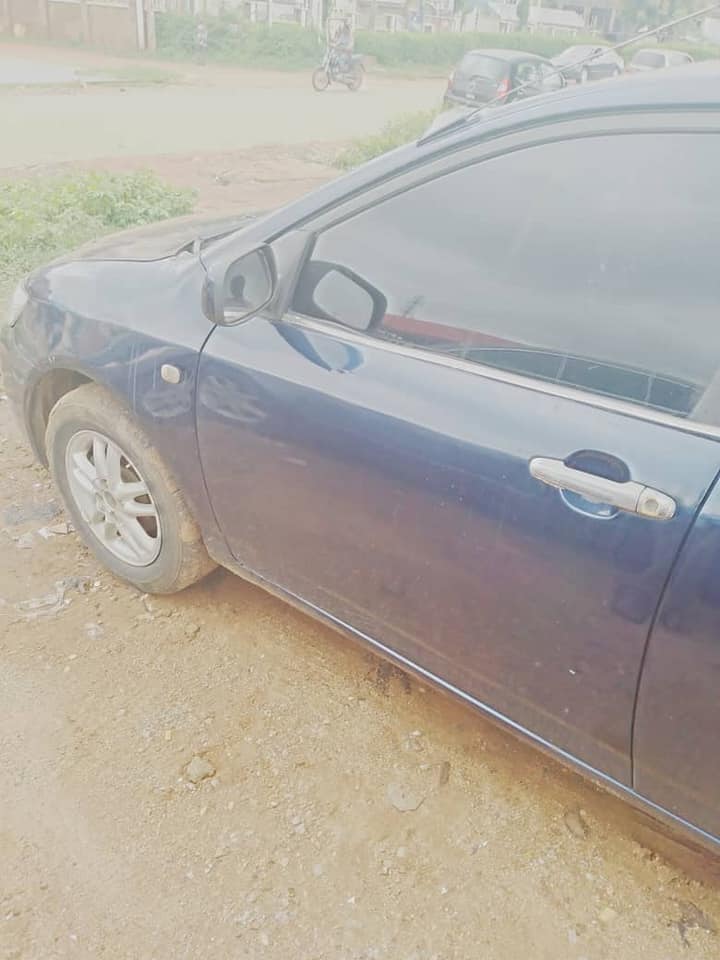 A picture of Toyota Camry bank type