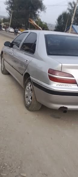 A picture of 406 peugeot prestige manual untampered location Abuja ac is working