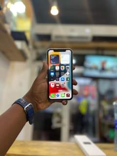A picture of IPHONE 11PLAIN