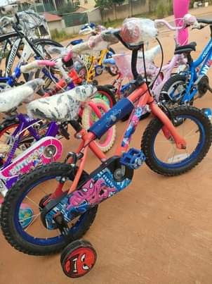A picture of UK used kid s bikes size 12 14 16 ugx