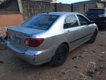 A picture of 2004 Toyota Corolla Used First body Engine Tapping Gear ok