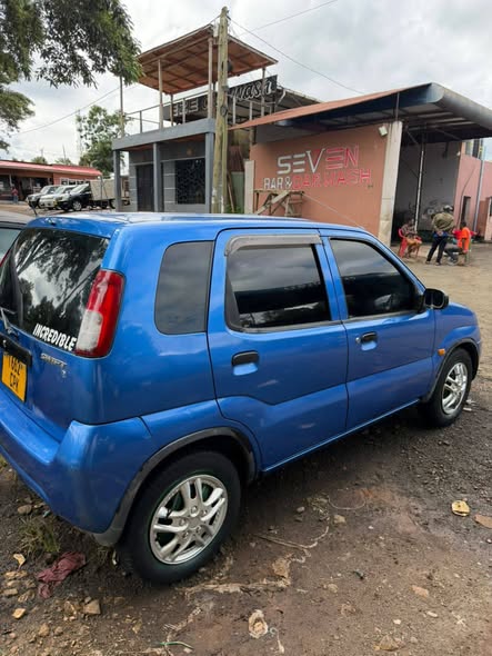 A picture of SUZUKI SWIFT