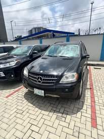 A picture of 2008 ML 500