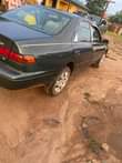 A picture of 2000 model Camry buy