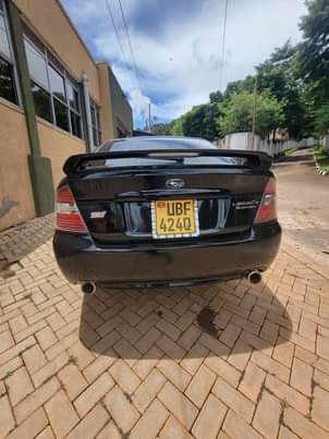 A picture of Subaru legacy 17m