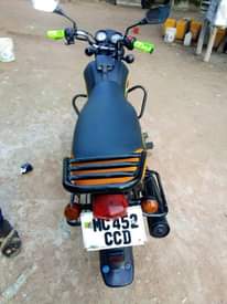 A picture of TVS 125
