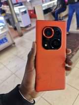 A picture of Original Tecno Phantom X2 pro 256GB 12GB RAM 5G