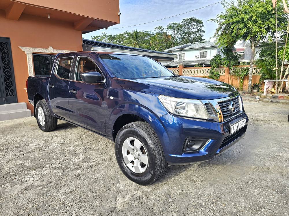 nissan np300