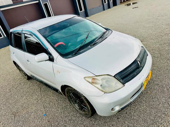 A picture of Toyota ist Full ac Cc1490 Milion 7 5 Location mwanza