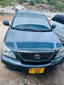 A picture of Toyota Harrier