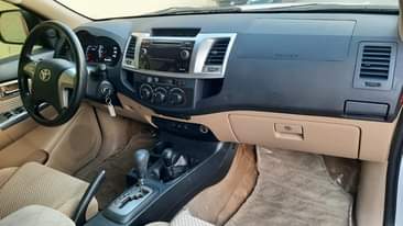 A picture of TOYOTA FORTUNER 2015