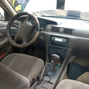 A picture of Toyota Camry 2.2 tiny light untampered engine and ac working