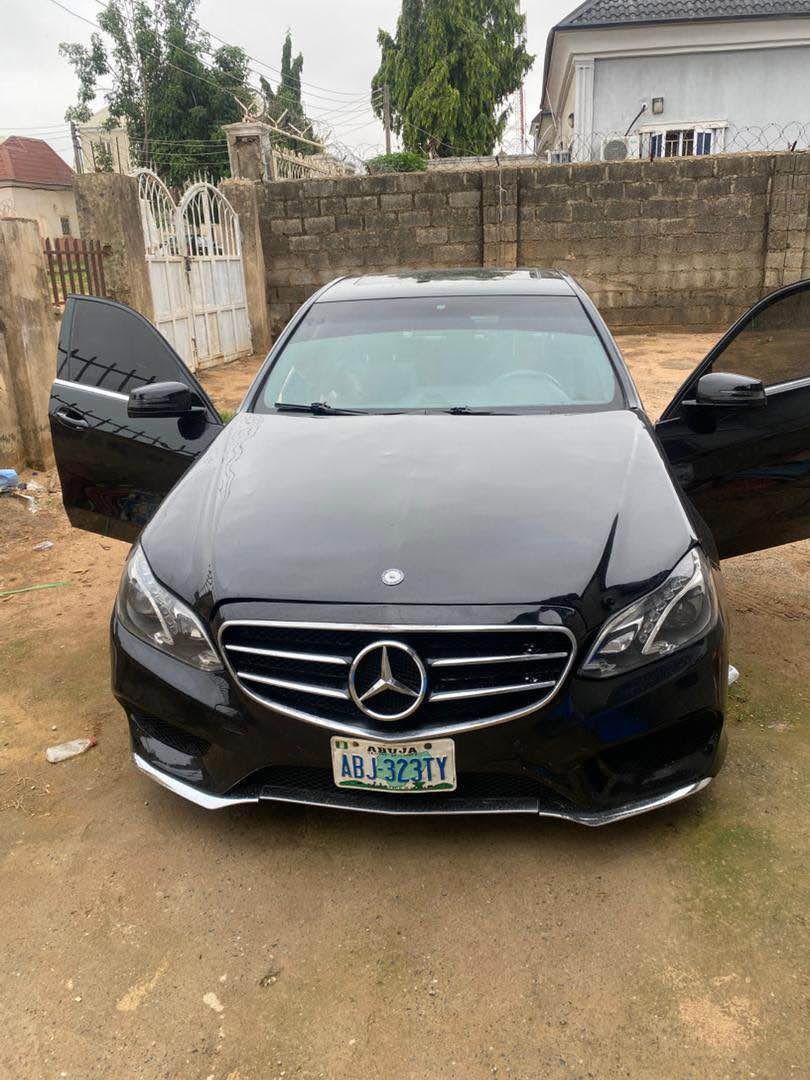 A picture of E350 2010