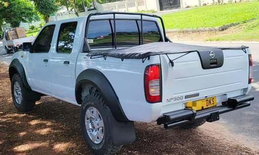 A picture of NISSAN HARDBODY BEI MILIONI 37