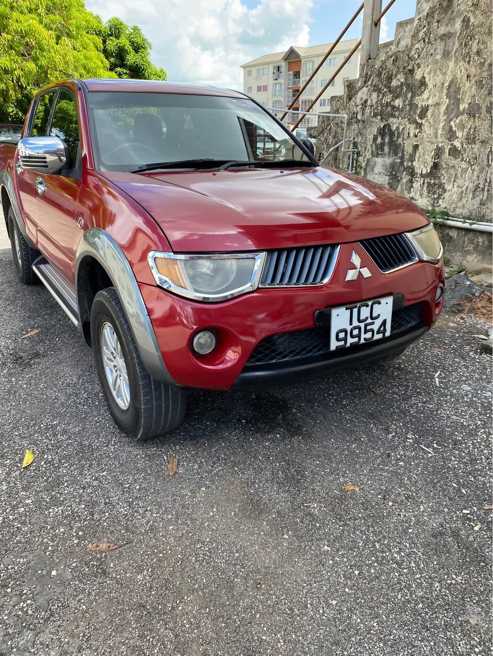 mitsubishi sportero