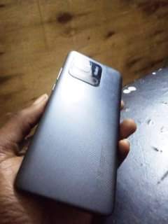 A picture of Redmi 10c full box