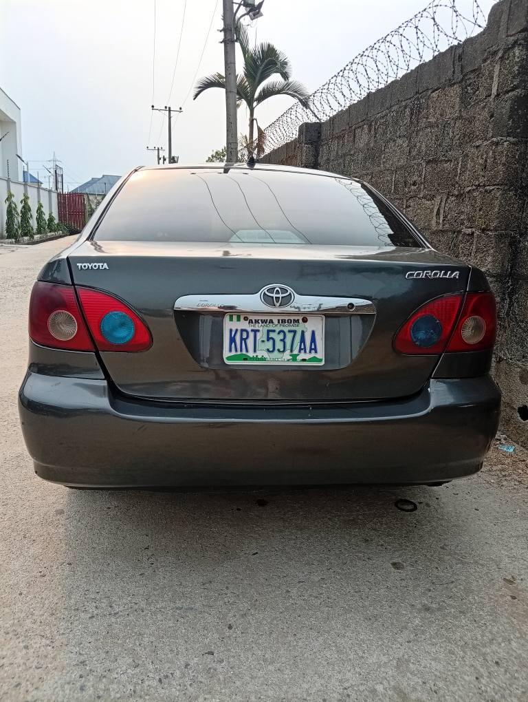A picture of DISTRESS SALE TOYOTA COROLLA 06 MODEL WITH BEST ENGINE AND