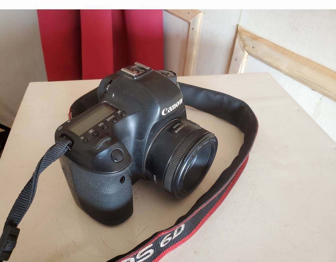 A picture of Canon 6d with 50mm lens