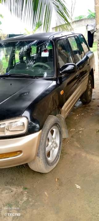 A picture of Toyota Rav4