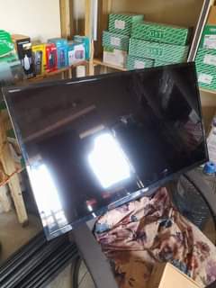 A picture of 32 inch digital pixel tv on sale