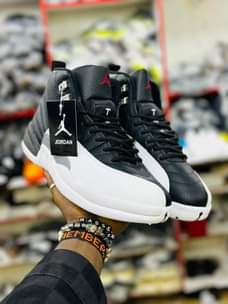 A picture of AIR JORDAN 11