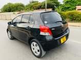 A picture of Toyota vitz new