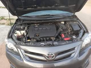 A picture of side direct direct de clean tokunbo 2013 toyota corolla sport