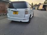 A picture of 2005 TOYOTA RAUM
