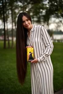 A picture of Zafran hair oil