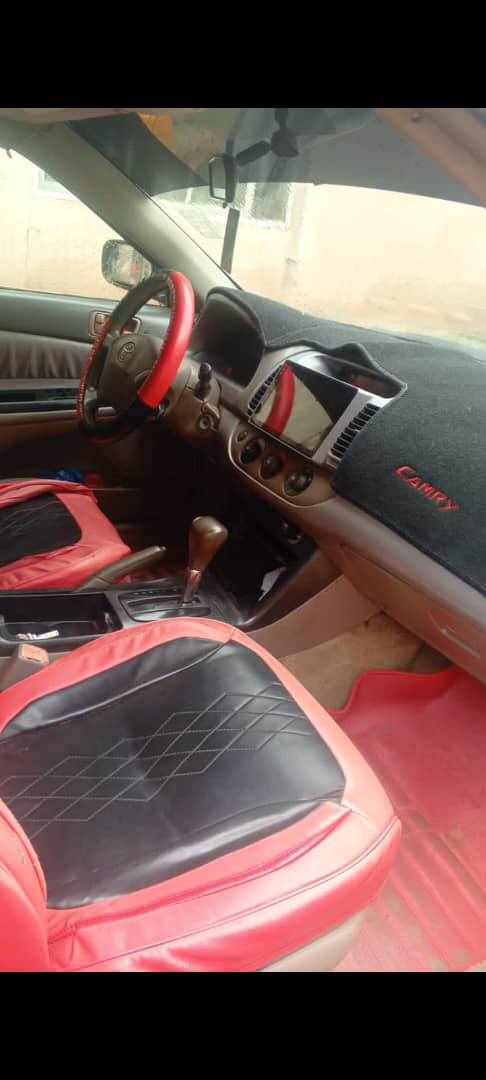 A picture of URGENT AWOOF DEAL FOR SERIOUS DEALER Toyota Camry 06 Engine