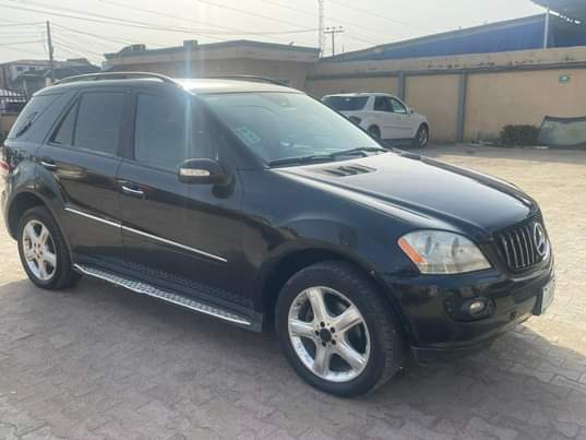 A picture of Sweet deal ML350 2009 2010 Toks standard First body Untampered