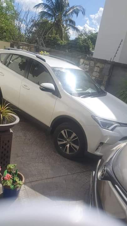 used toyota rav4