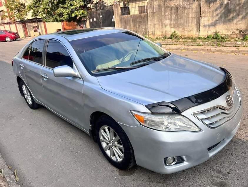 A picture of Toyota Camry 2011