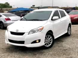 A picture of MATRIX 07057110007 Price N3 2Million naira A Neatly Used Toyota