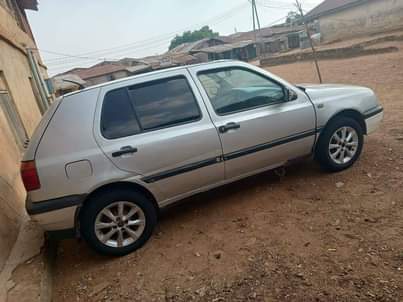A picture of 2001 Volkswagen Golf3 1 6