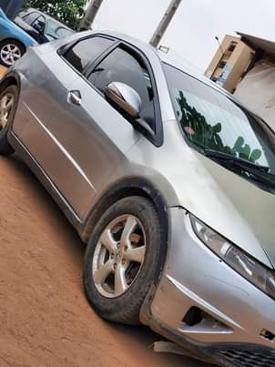 A picture of This is a used but not registered 2010 honda civic