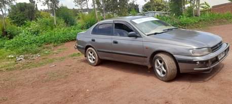 A picture of 1997 Toyota Carina E