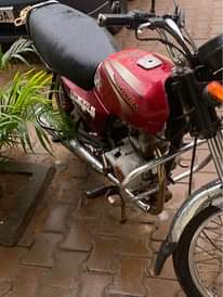A picture of Bajaj boxer bm 100