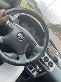 A picture of Nissan Micra 2002